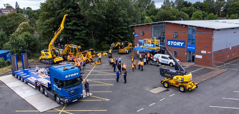 Story Plant celebrate new depot opening - Story Plant