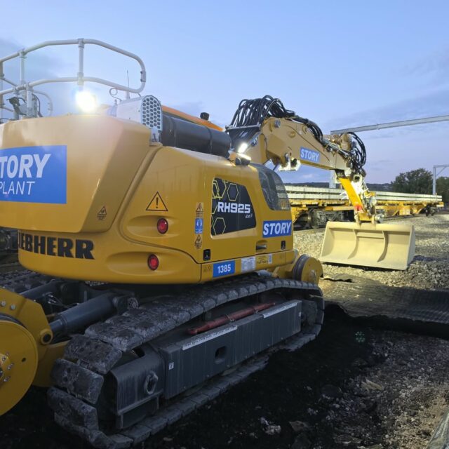 Liebherr RH925 - Story Plant